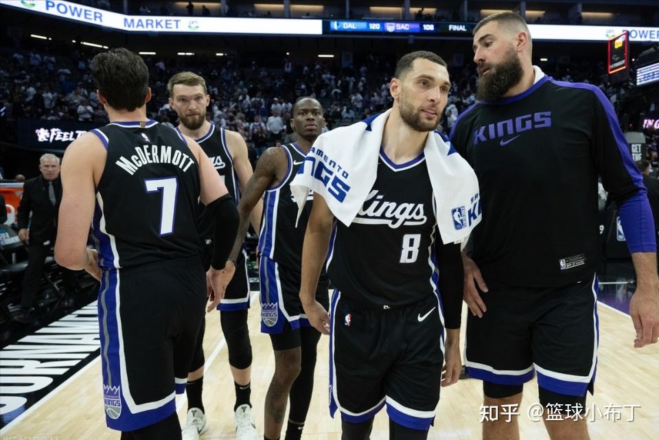 包含热火逆转独行侠罗宾逊砍下全场最高分成最佳球员的词条