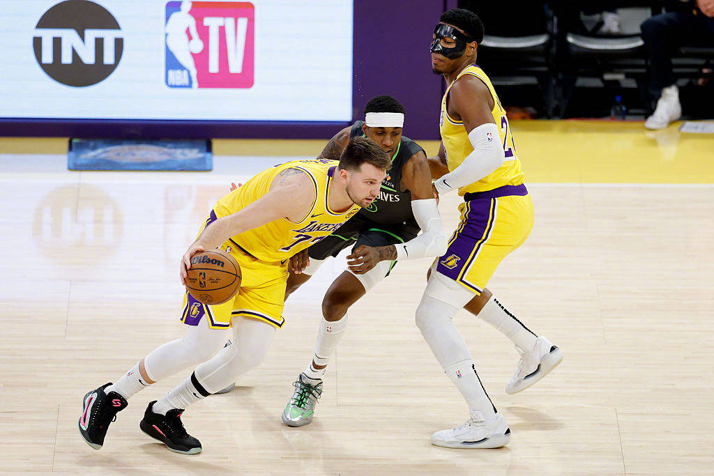 东契奇爆冷击败TES，赛事规则更新引爆全场！