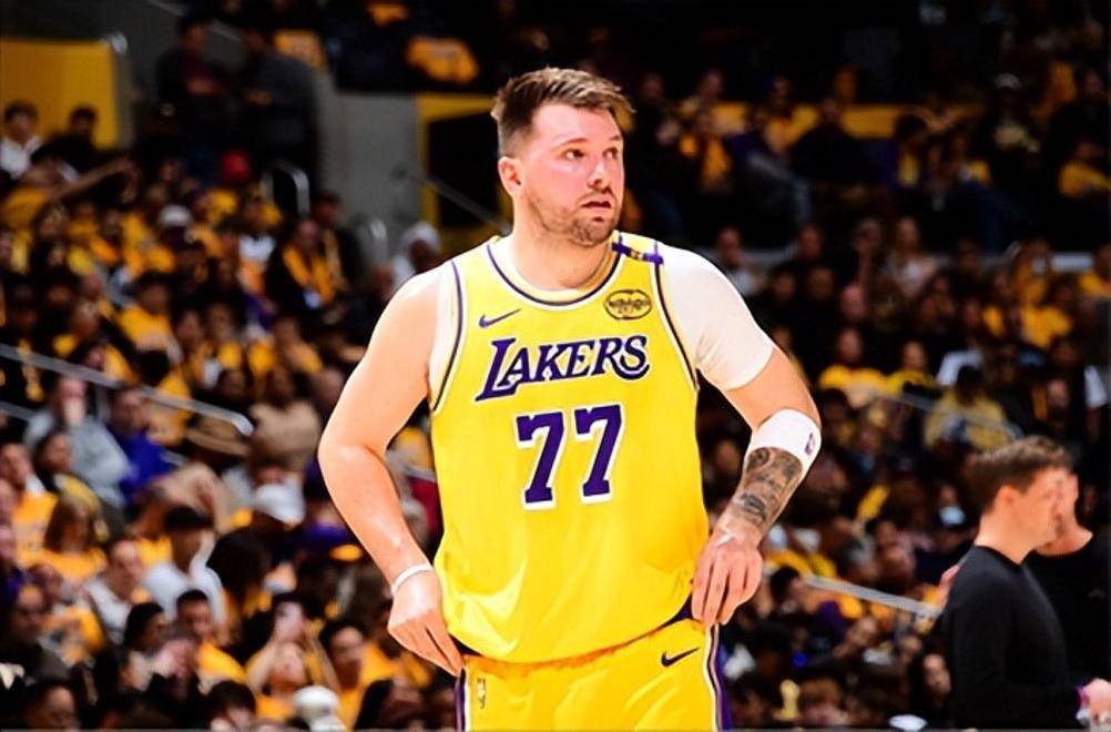 JackeyLove在掘金比赛中爆冷，赛事规则更新引发热议！